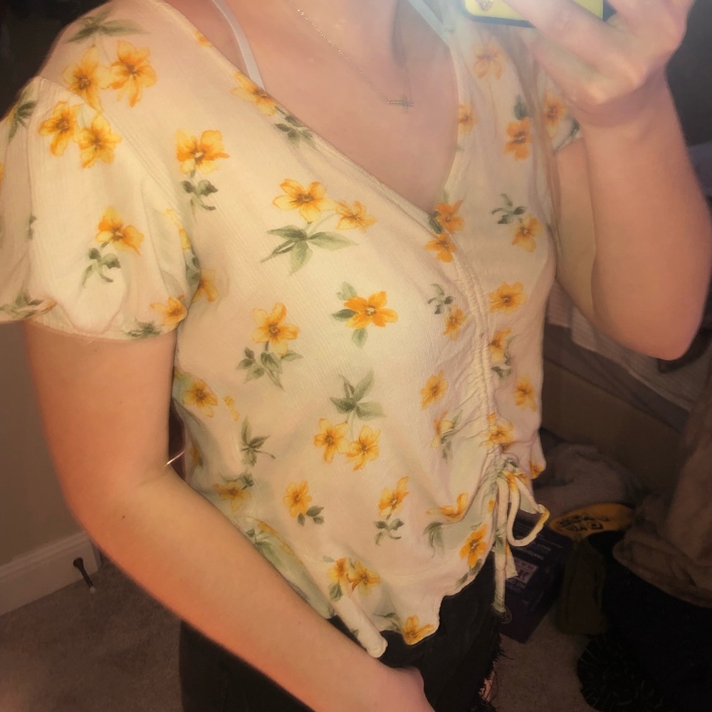 AE flowery blouse!!